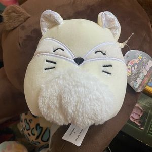 Farina Squishmallow